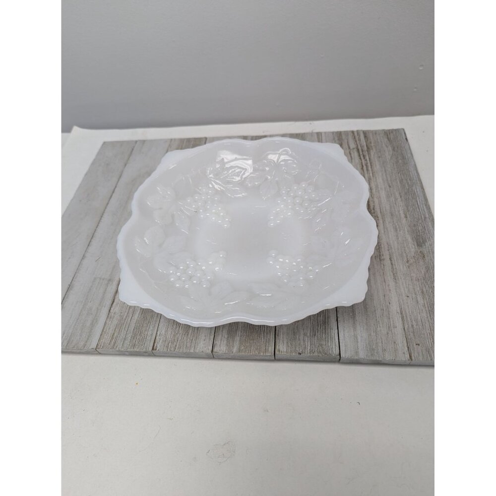 Vintage Anchor Hocking White Milk Glass Serving Bowl Plate Grapes Pattern